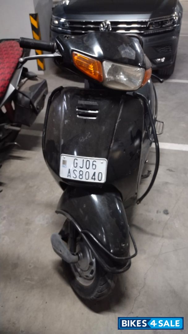 Honda Activa Picture 2. Bike ID 566080. Bike located in Vadodara