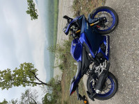 Blue Yamaha R15 V4