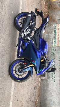 Blue Yamaha R15 V4