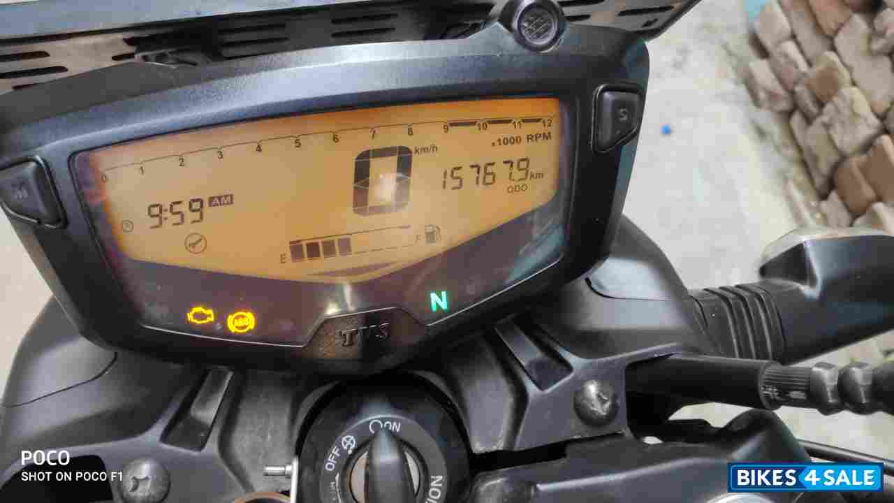 TVS Apache RTR 160 4V BS6
