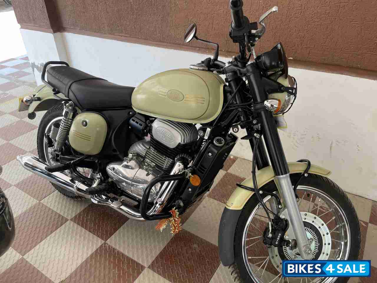 Jawa forty two Jawa 42 Lumos Lime