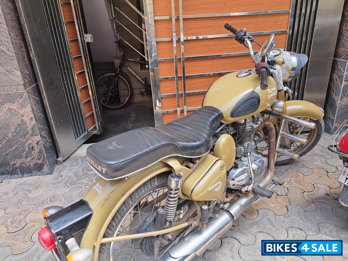 Royal Enfield Classic Desert Storm Royal Enfield Classic Desert Storm