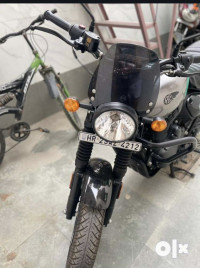 Dapper Ash Royal Enfield Hunter 350 Metro