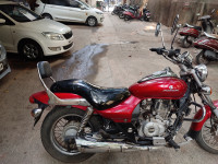 Red Bajaj Avenger 220 DTS-i