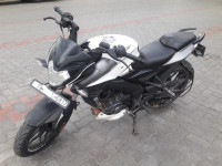 White Color Bajaj Pulsar NS200