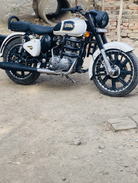 Ash White Royal Enfield Classic 350