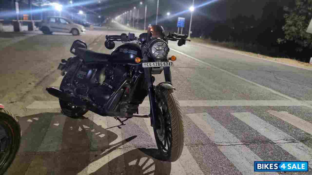 Jawa 42 Dual Channel ABS AllStar Black