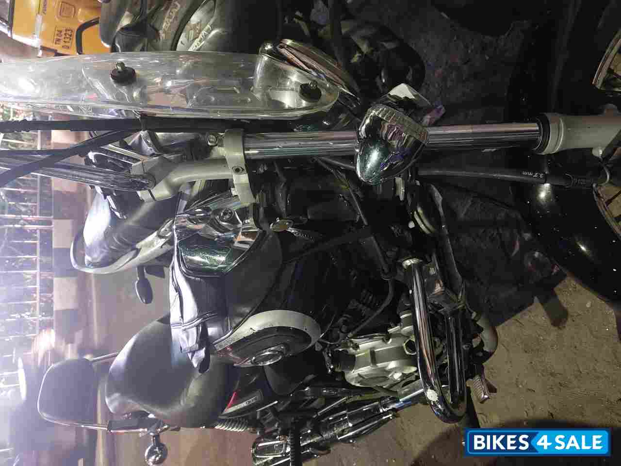 Bajaj Avenger Cruise 220