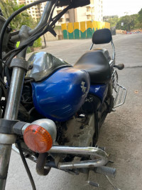 Bajaj Avenger Street 180