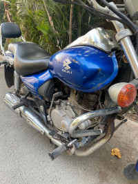 Bajaj Avenger Street 180