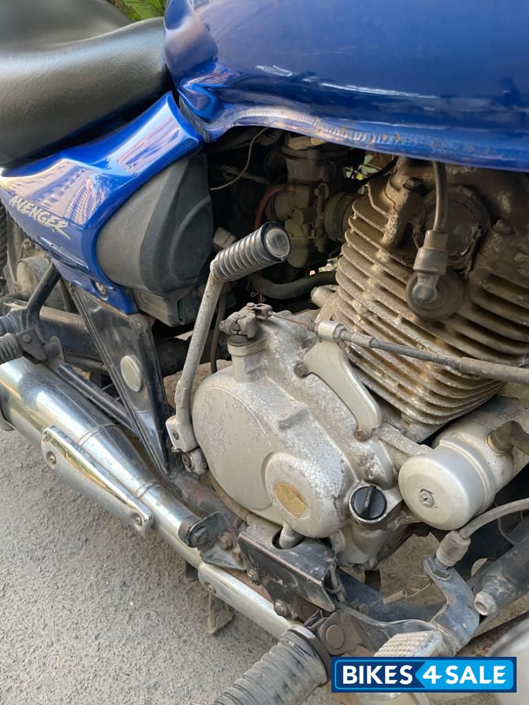 Bajaj Avenger Street 180