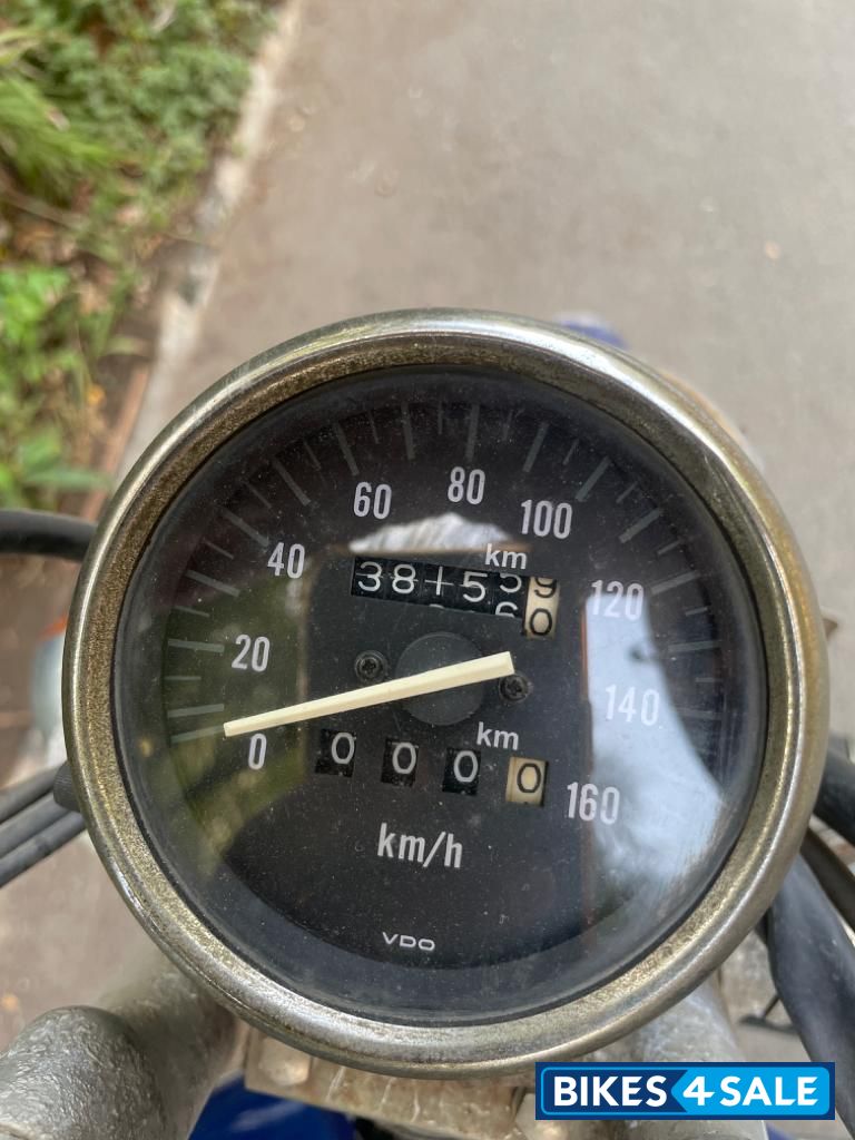 Bajaj Avenger Street 180