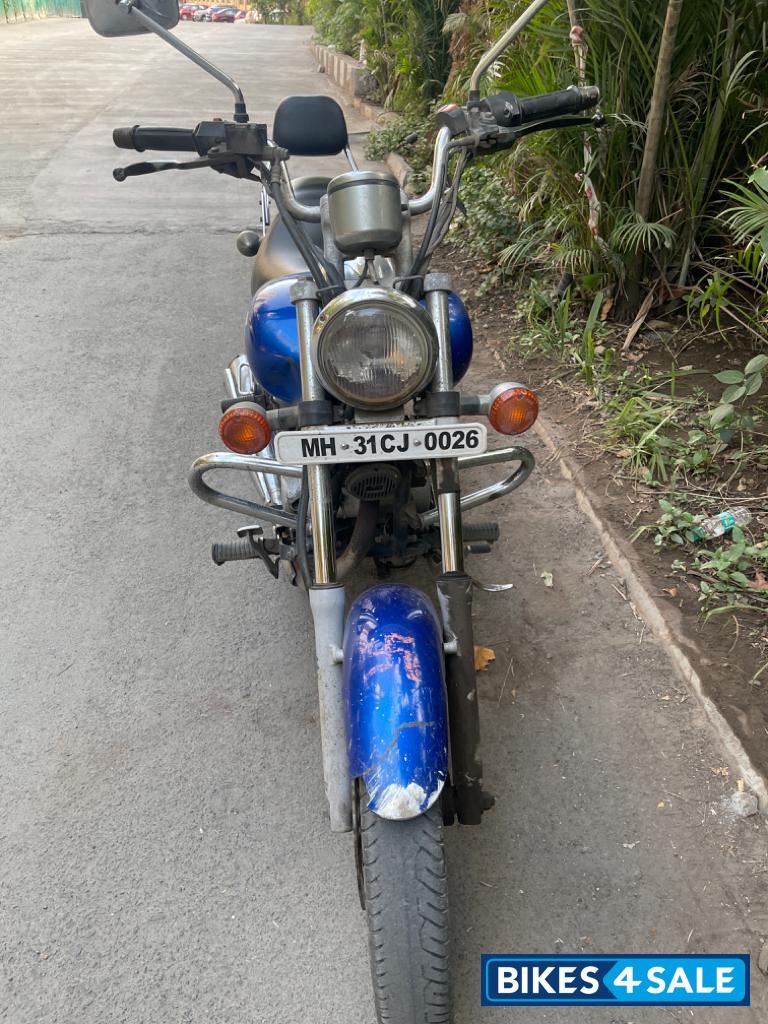 Bajaj Avenger Street 180