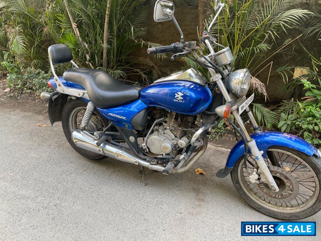 Bajaj Avenger Street 180