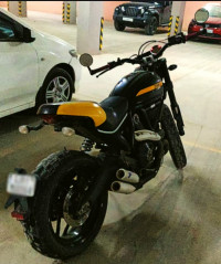 Ducati Scrambler Full Throttle