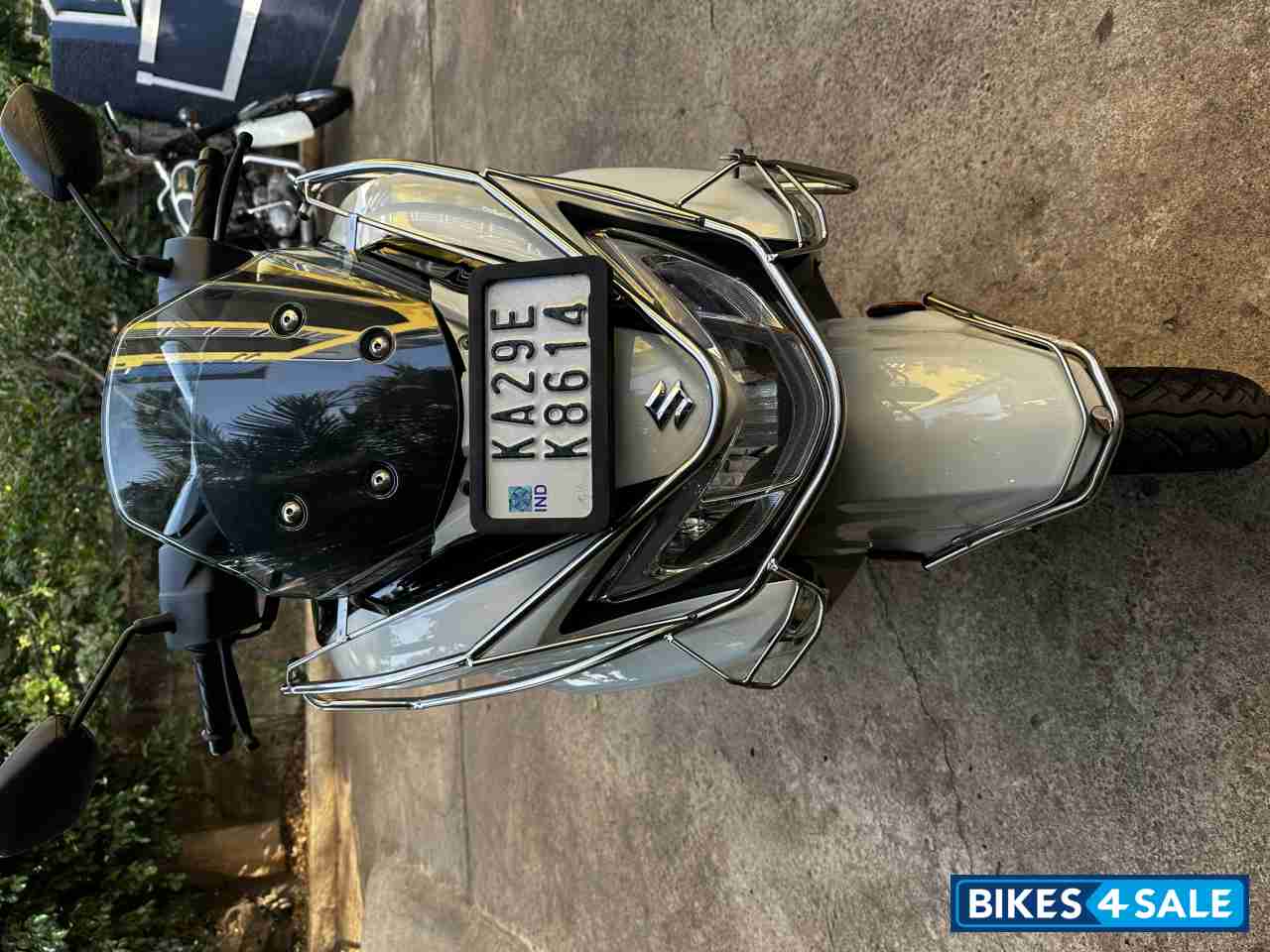 Suzuki Burgman Street BS6