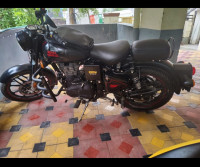 Royal Enfield Classic Stealth Black 2021 Model