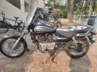 Black Abony Bajaj Avenger Cruise 220