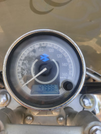 Black Abony Bajaj Avenger Cruise 220