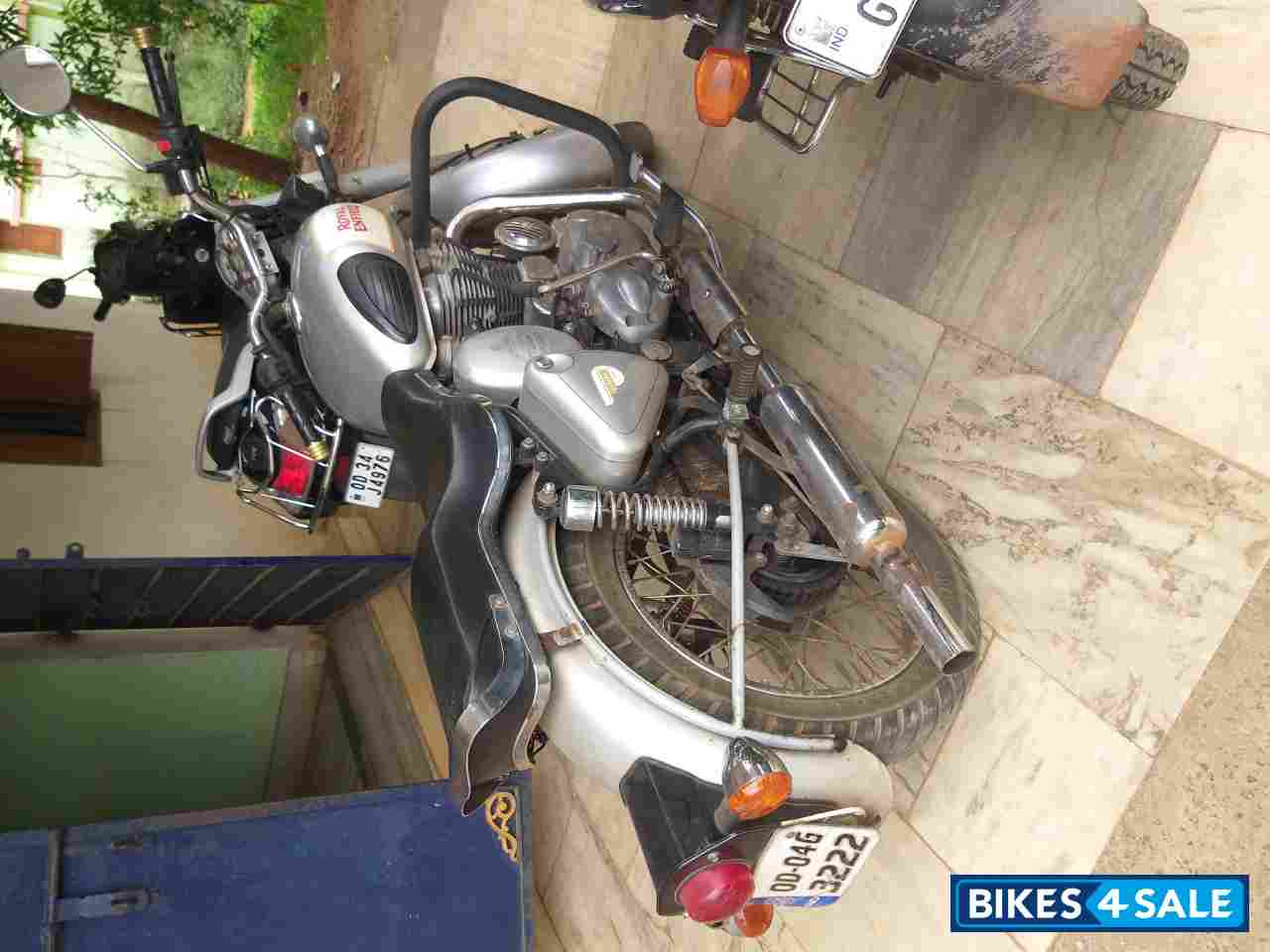 Royal Enfield Classic 350