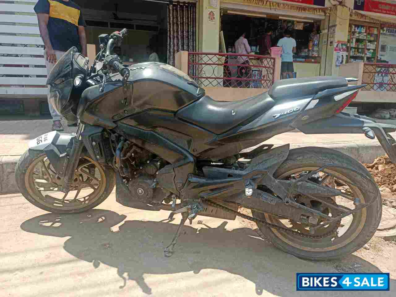 Bajaj Dominar 400 Disc
