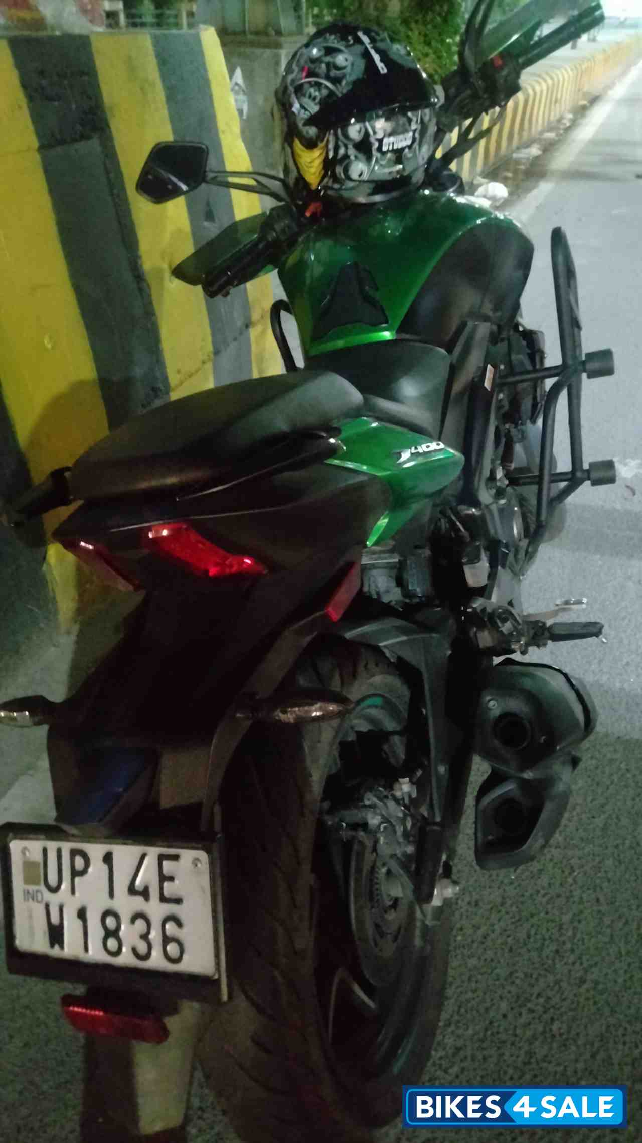 Bajaj 2021 Dominar 400