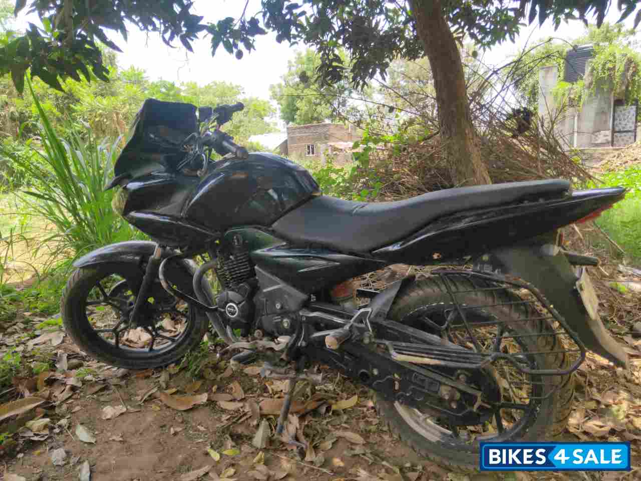 Bajaj Discover 150 F