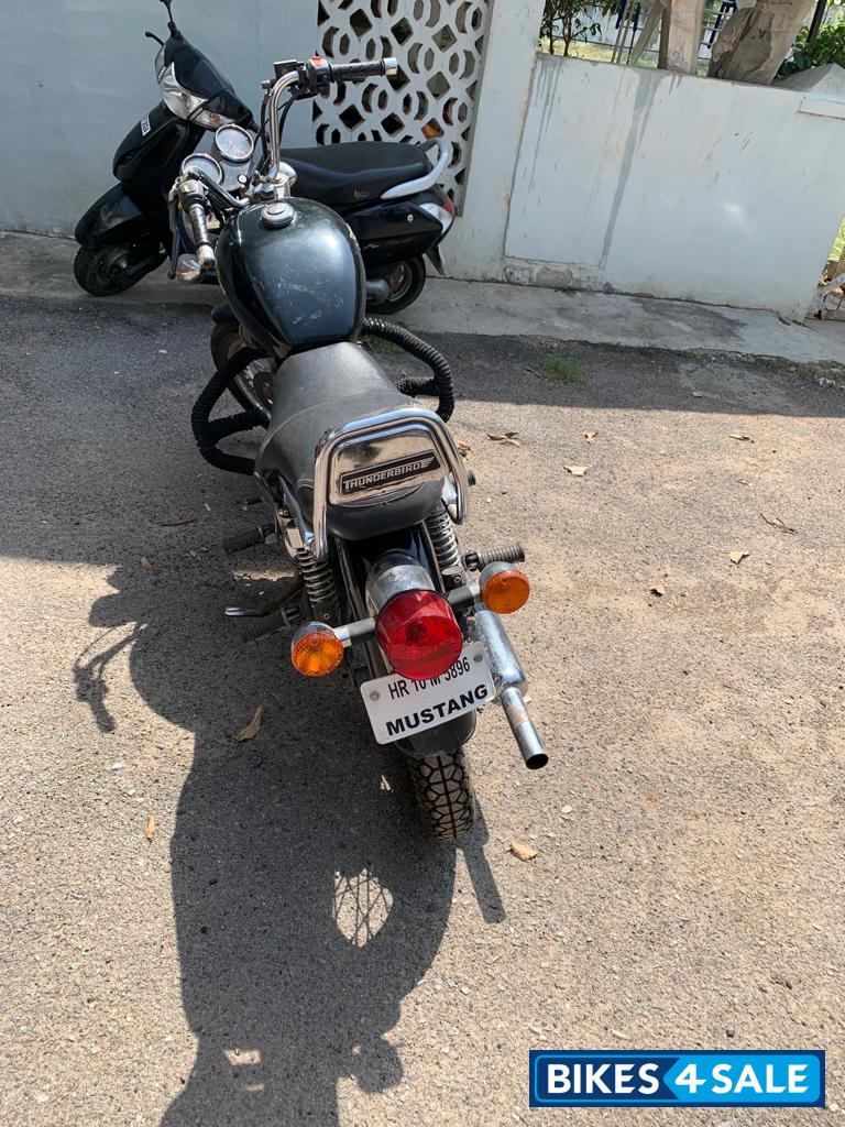 Black Royal Enfield Thunderbird TwinSpark 350