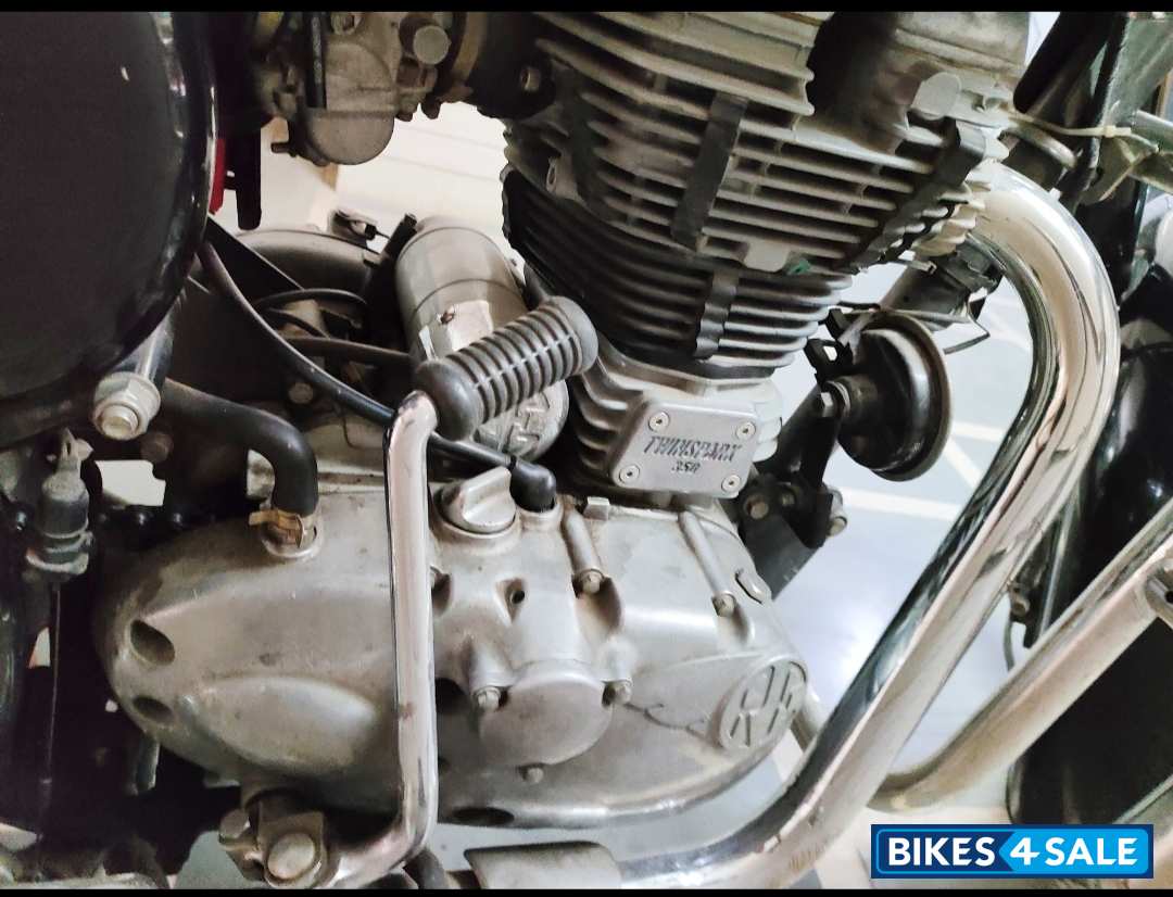 Black Royal Enfield Classic 350 Black Royal Enfield Classic 350