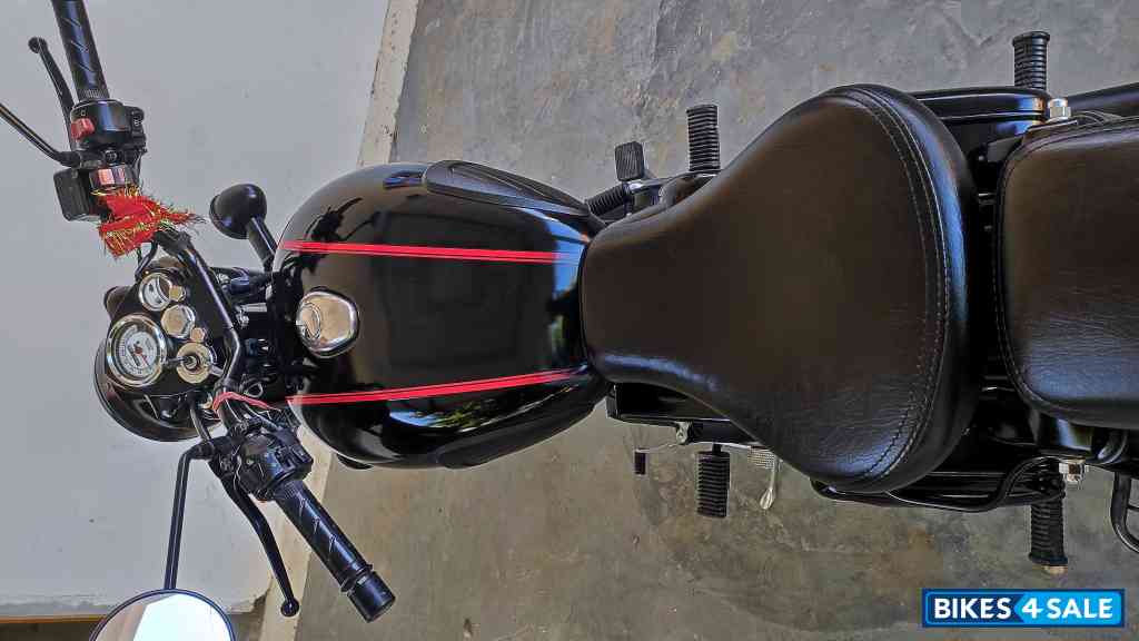 Stealth Mat Black Royal Enfield Classic Stealth Black