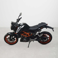 KTM Duke 390