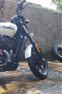 Boneville Salt Pier Harley Davidson Street 750