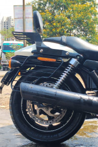 Boneville Salt Pier Harley Davidson Street 750