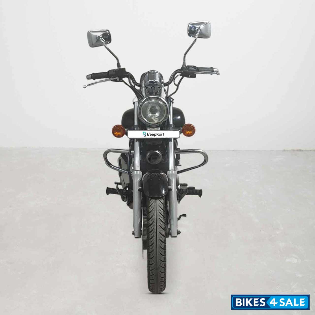Bajaj Avenger 180 DTS-i