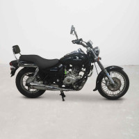 Bajaj Avenger 180 DTS-i