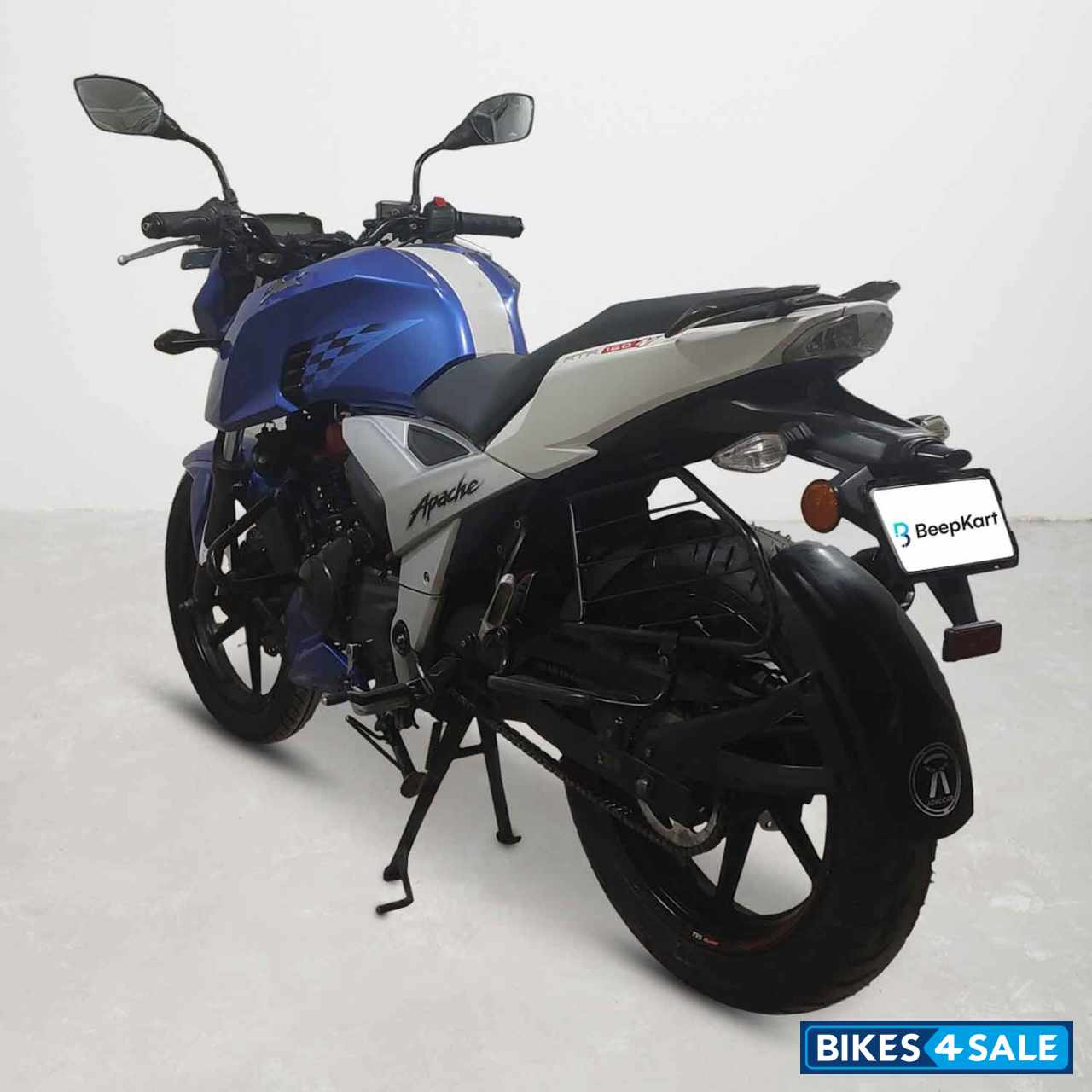 TVS Apache RTR 160 4V