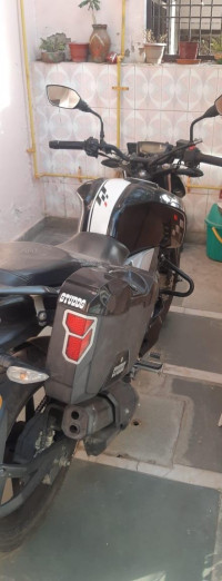 TVS Apache RTR 160 4V BS6