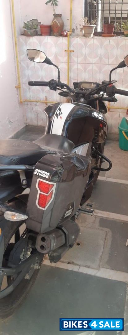 TVS Apache RTR 160 4V BS6