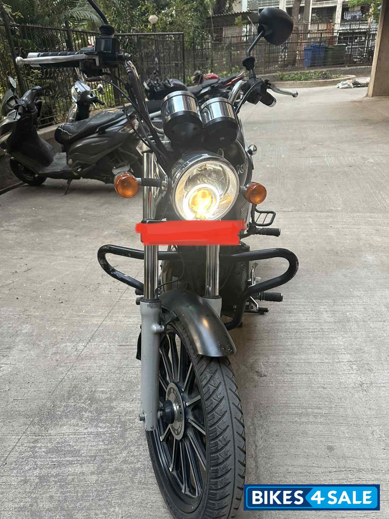 Royal Enfield Thunderbird 350