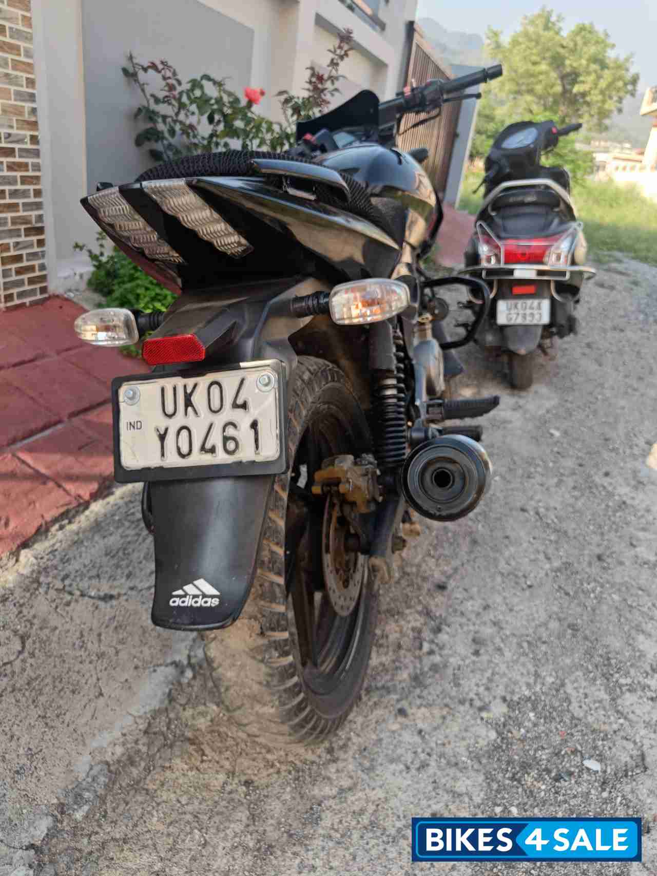 Bajaj Pulsar 180