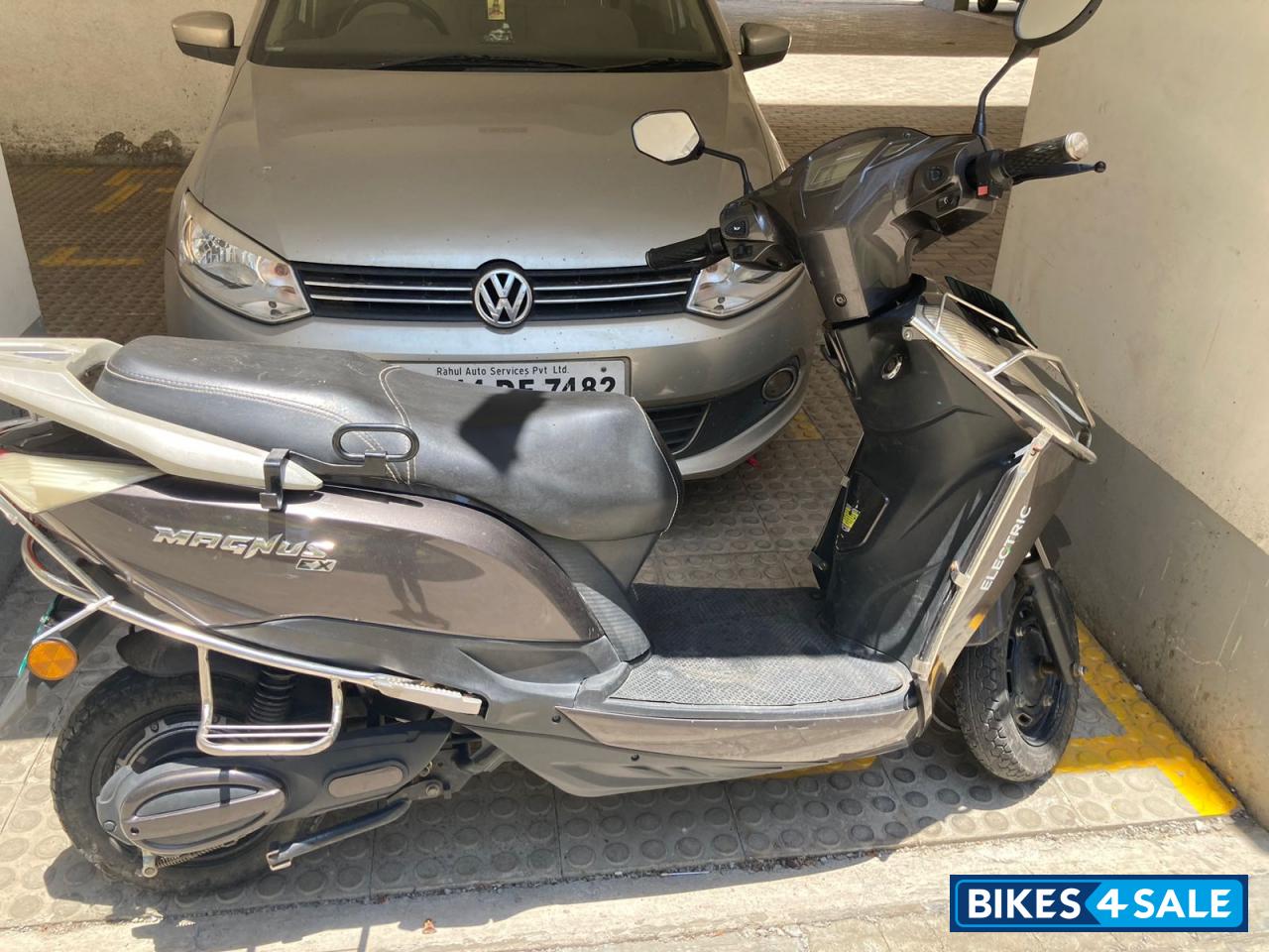 Grey Ampere Magnus Ex