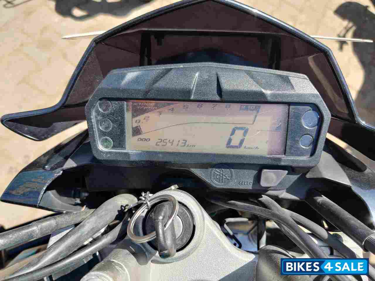 Hurricane Grey Yamaha FZ-S FI V2