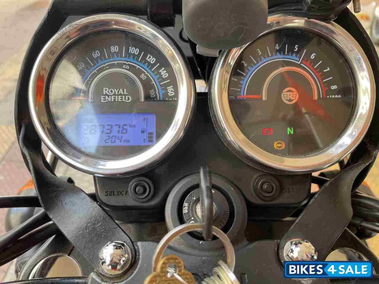 Roving Red And Black Royal Enfield Thunderbird X 350