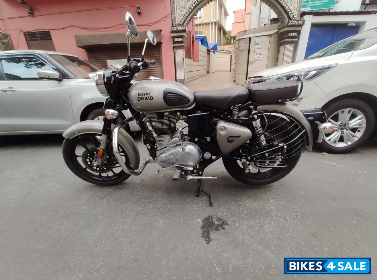 Royal Enfield Classic 350 Dual Channel BS6