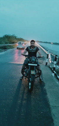 Green Royal Enfield Classic 500