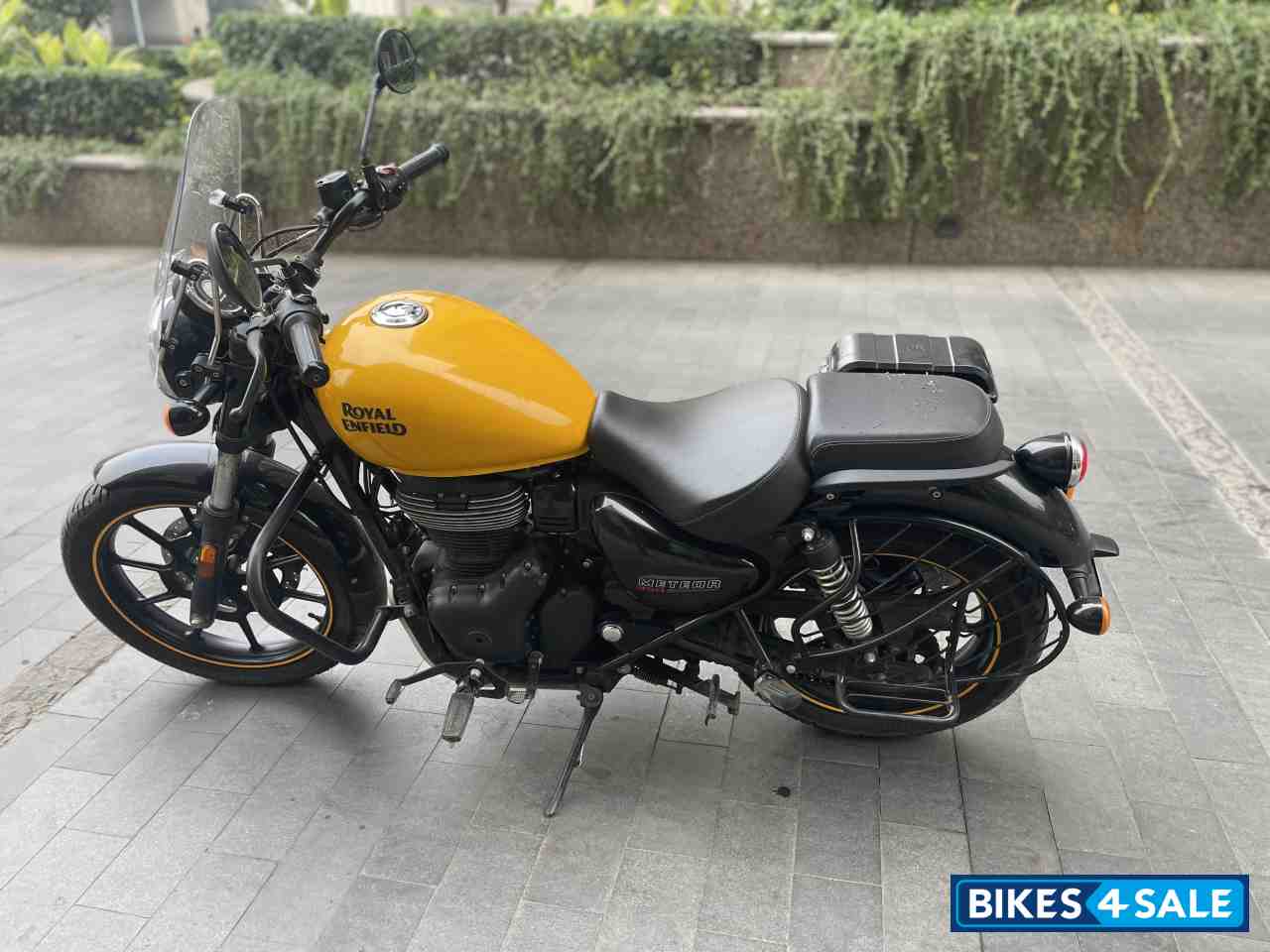Yellow Royal Enfield Meteor 350 Fireball