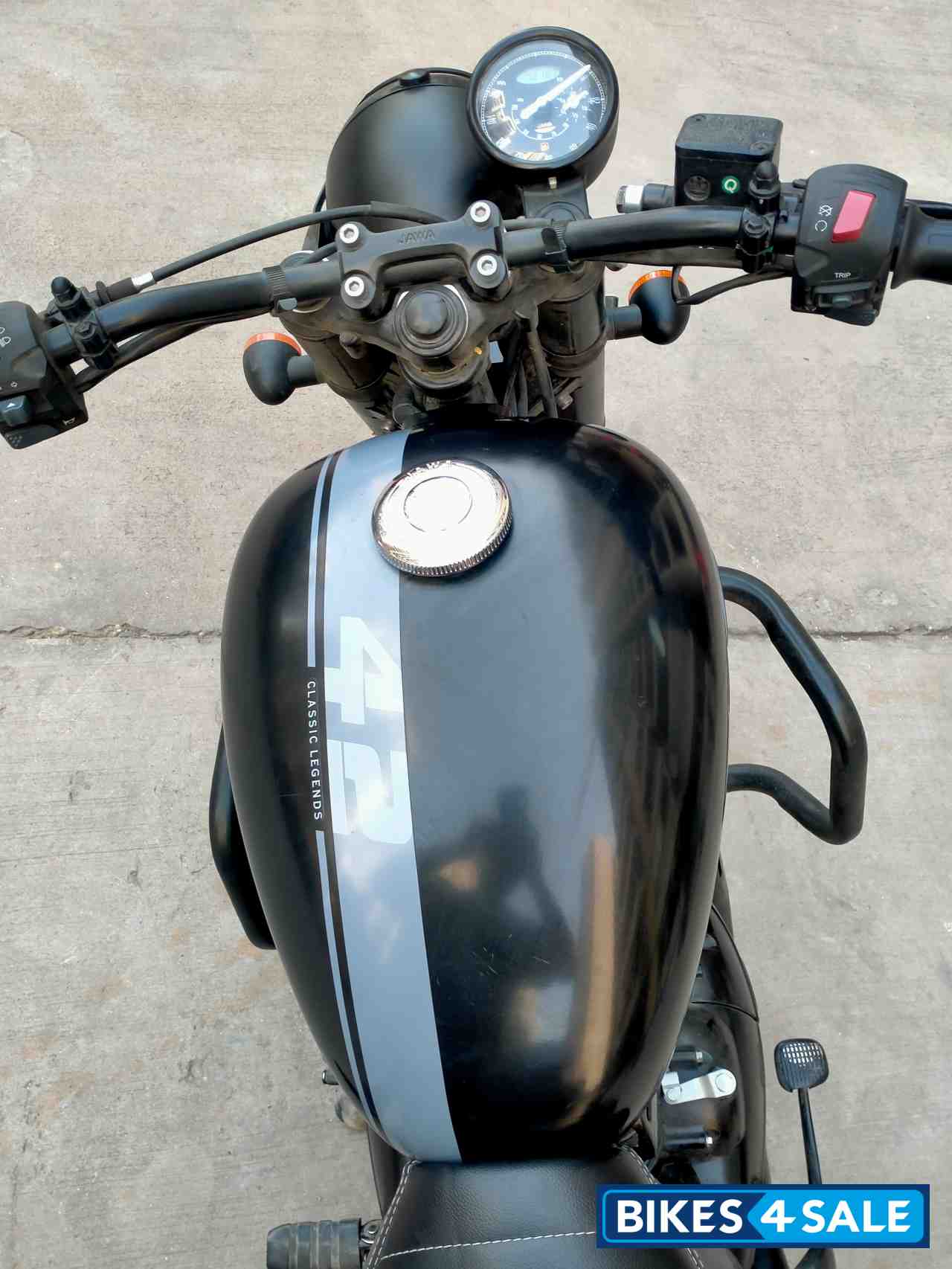 Jawa 42 Dual Channel ABS AllStar Black Jawa 42 Dual Channel ABS AllStar Black