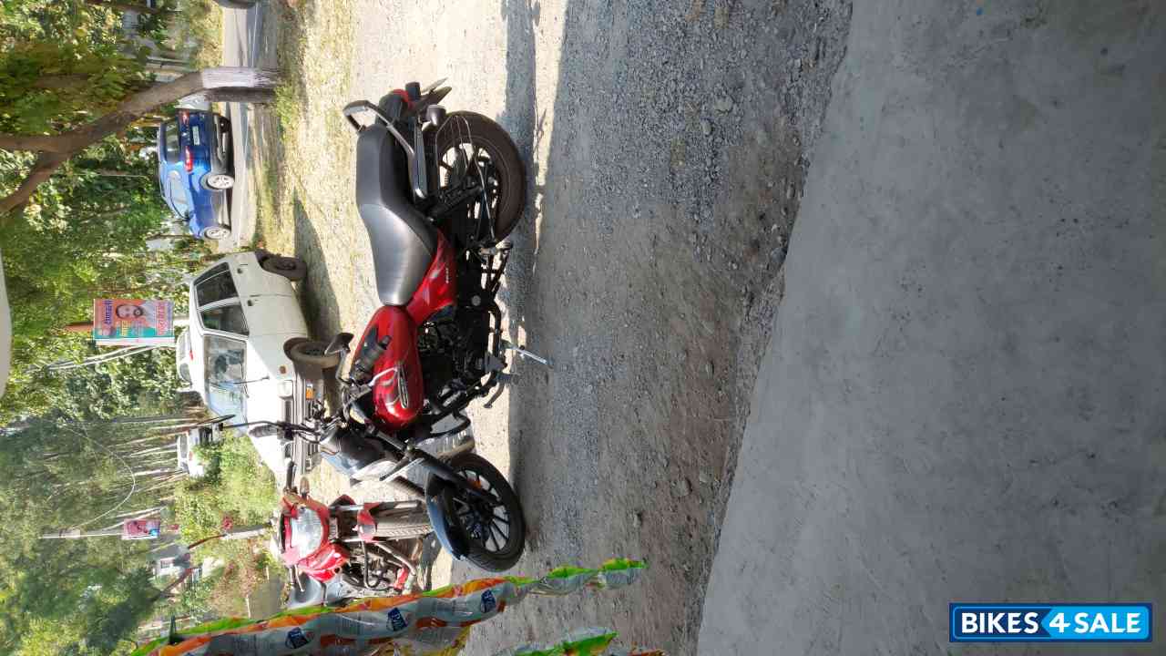 Bajaj Avenger Street 160 BS6