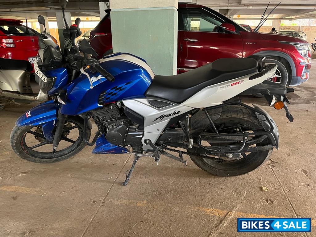 TVS Apache RTR 160 4V