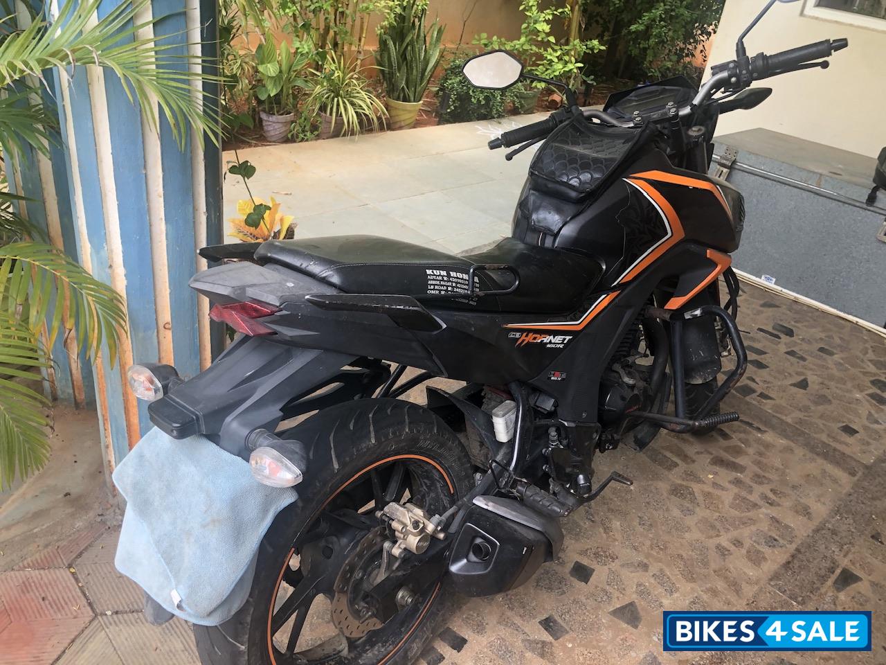 Honda CB Hornet 160R